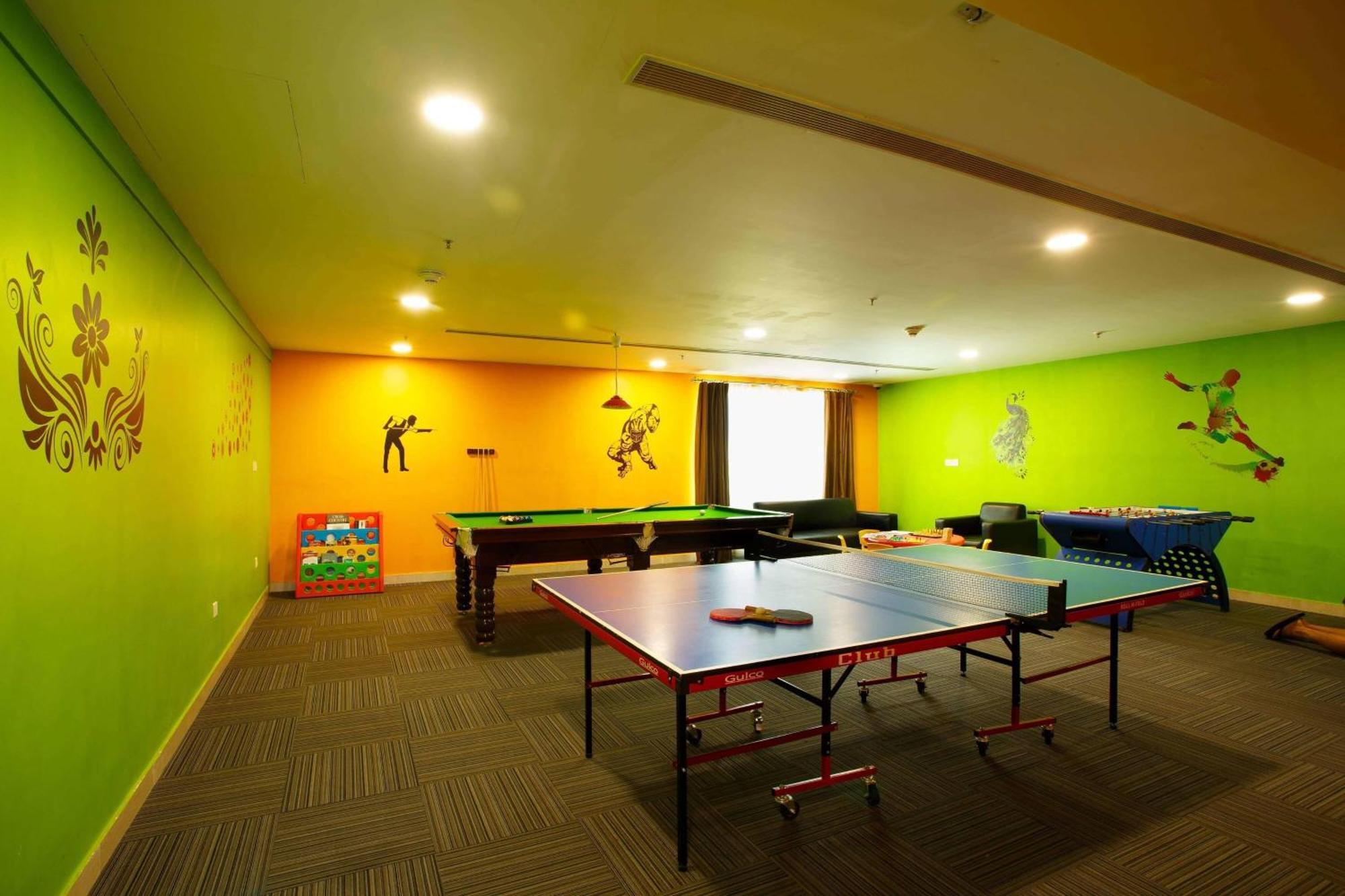 Courtyard By Marriott Agra Ξενοδοχείο Εξωτερικό φωτογραφία The game room