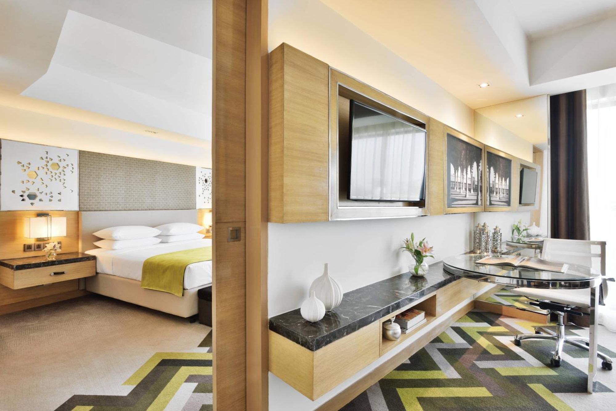 Courtyard By Marriott Agra Ξενοδοχείο Εξωτερικό φωτογραφία A room at the hotel